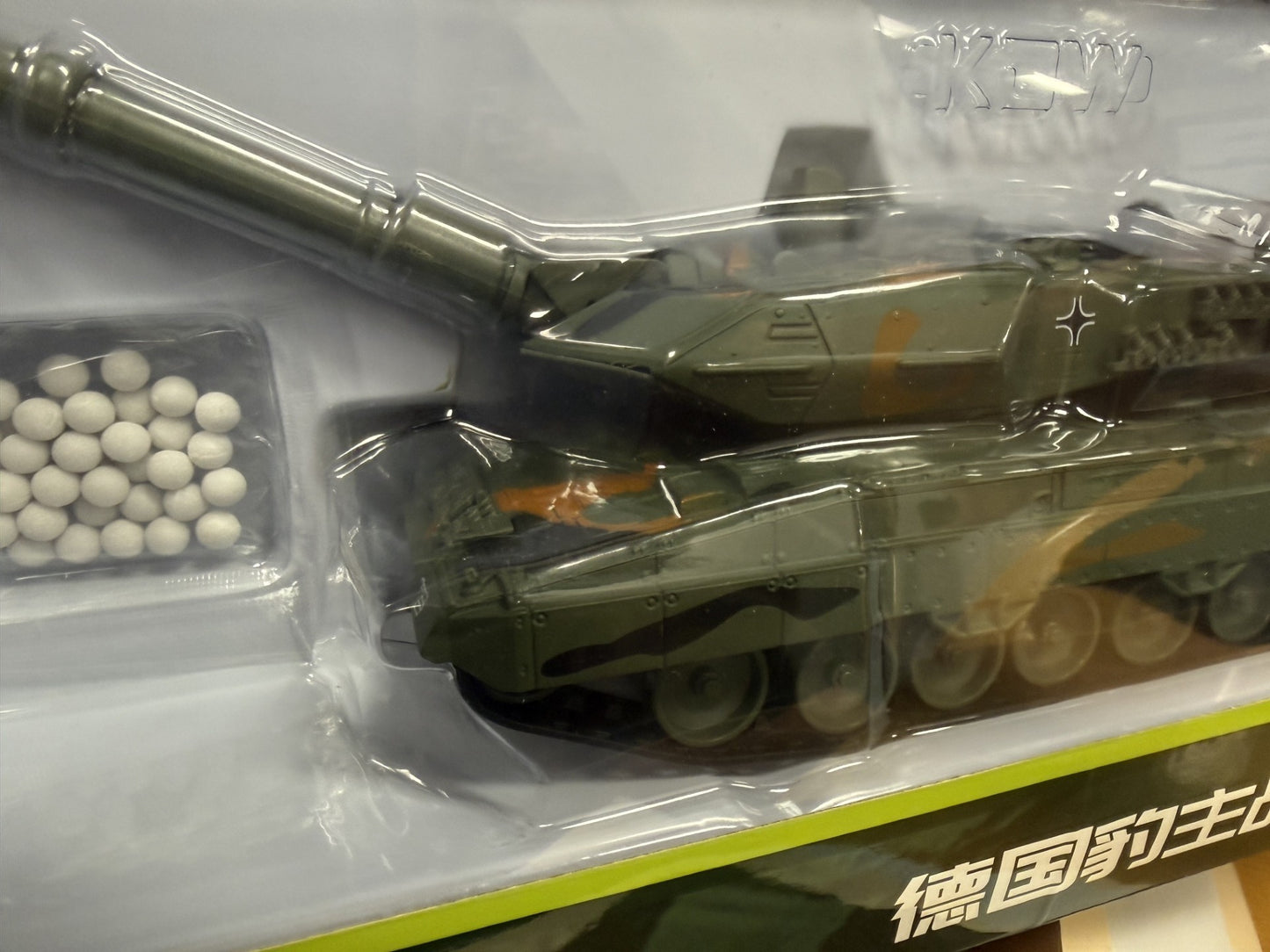 Die-Cast Military Tank Pellet Shooter