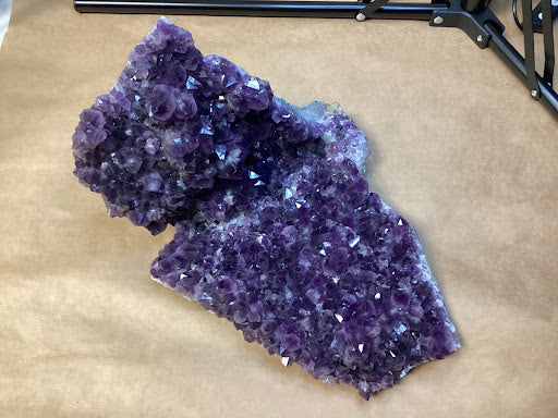 Collector's Amethyst - LA1 - DinosOnly.com