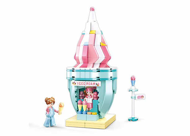 Ice Cream House Building Brick Kit (247 pcs)
