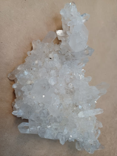 Collectible Quartz Crystal - 36 - DinosOnly.com