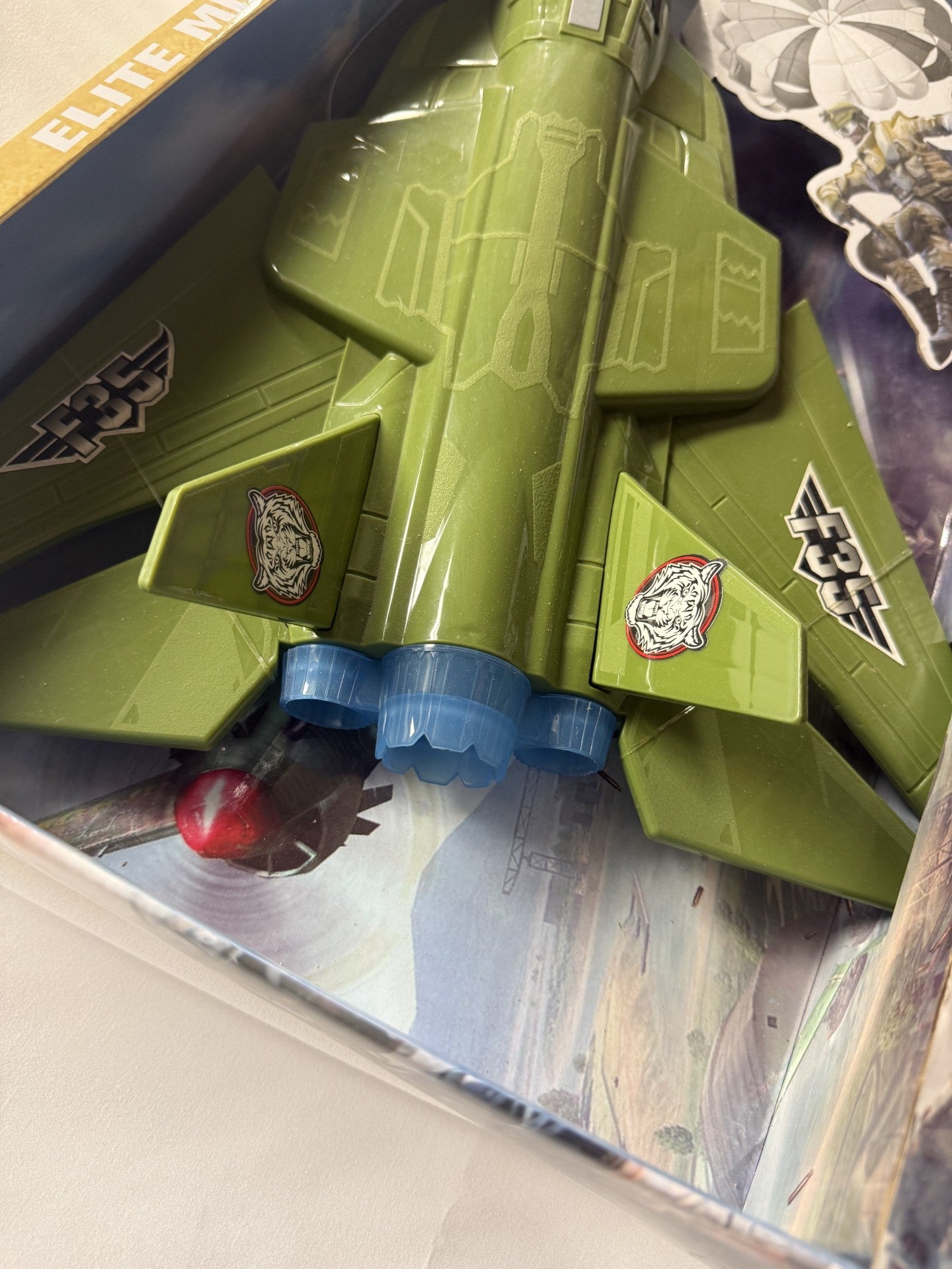 F35 Military Jet with Accessories and Sound