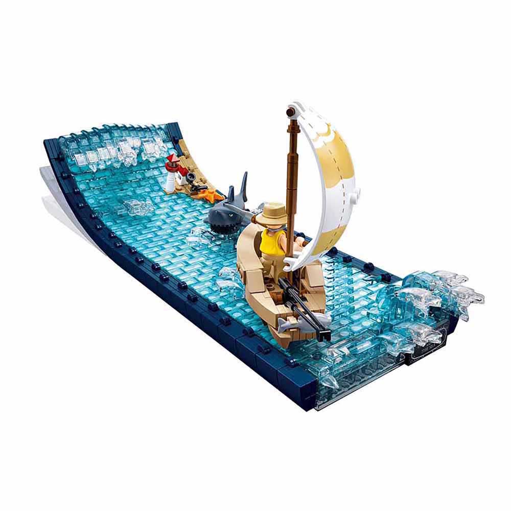 Old Man and the Sea Building Brick Kit (720 pcs)