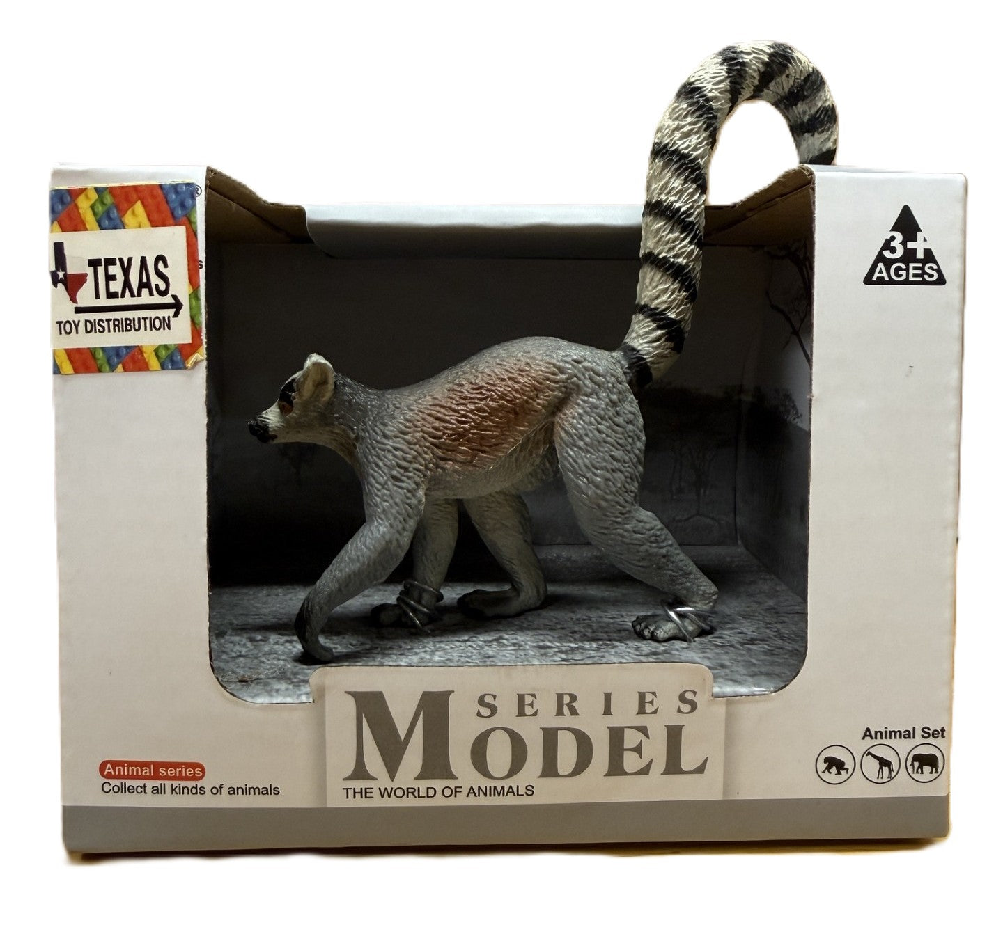 Polyresin Lemur 3" x 3"