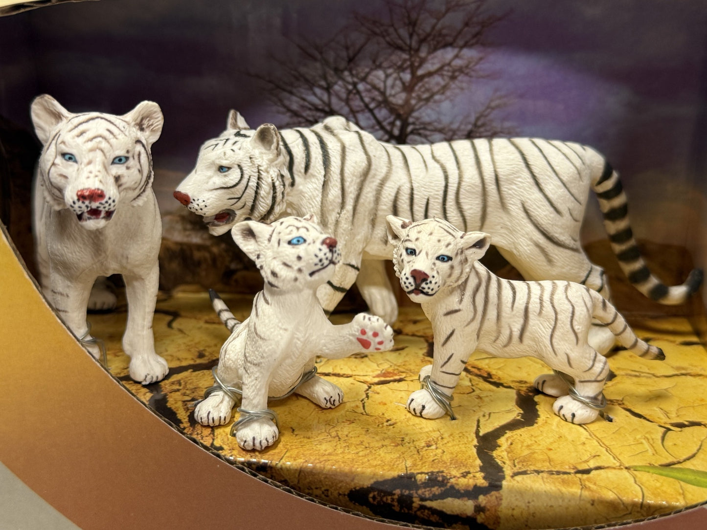 White Tiger Figurine Set