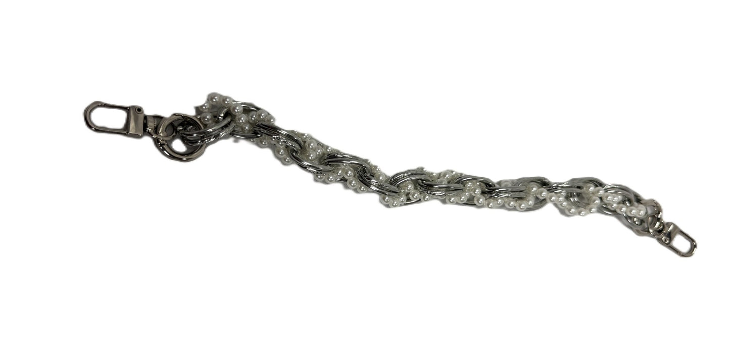 Pearl and Silver Lanyard 12"