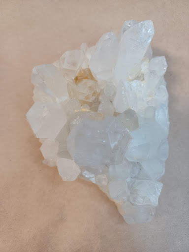 Collectible Quartz Crystal - 12 - DinosOnly.com