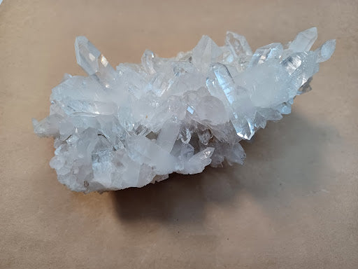 Collectible Quartz Crystal - 13 - DinosOnly.com