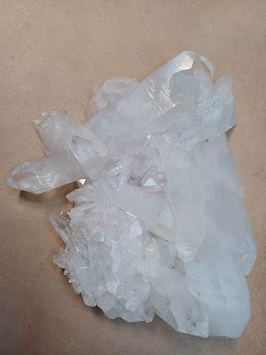 Collectible Quartz Crystal - 25 - DinosOnly.com