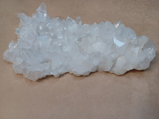 Collectible Quartz Crystal - 26 - DinosOnly.com