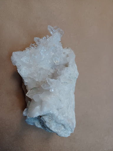 Collectible Quartz Crystal - 32 - DinosOnly.com