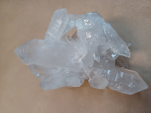 Collectible Quartz Crystal - 8 - DinosOnly.com